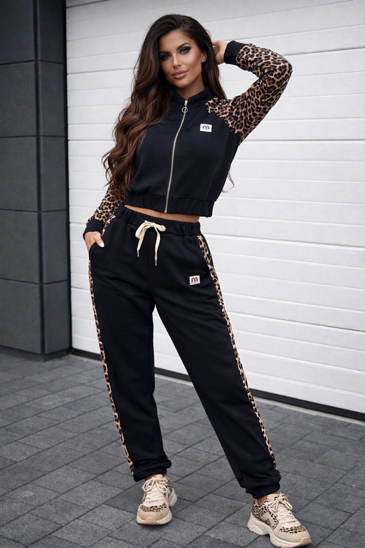 LAXINE fekete melegítő szett