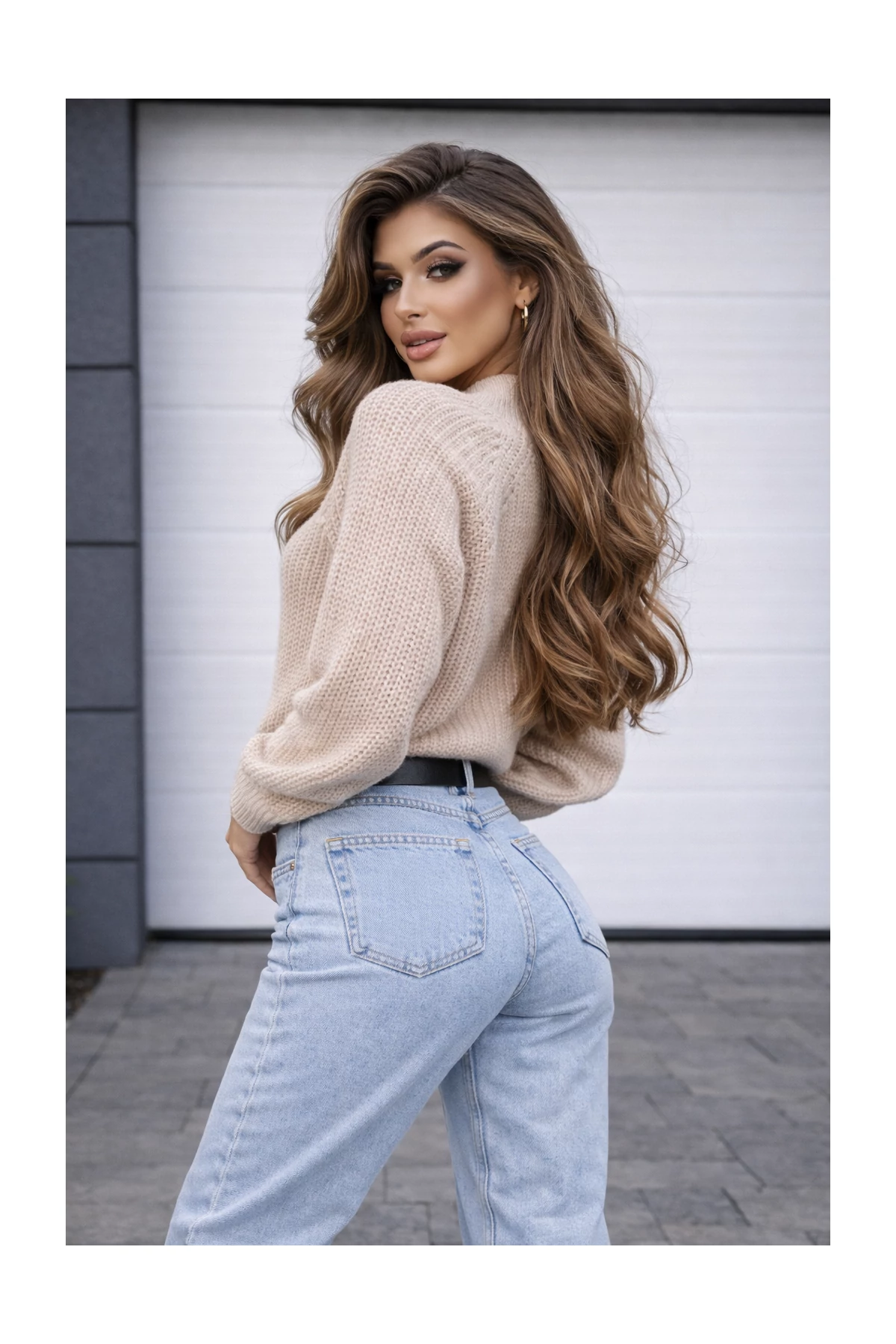 ARIAN bézs kötött pulóver