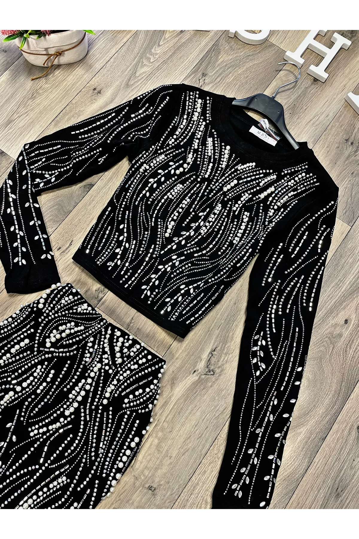 LARISHA köves szoknya szett