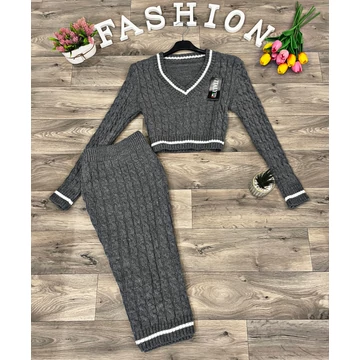 LABERA szürke kötött szoknya szett