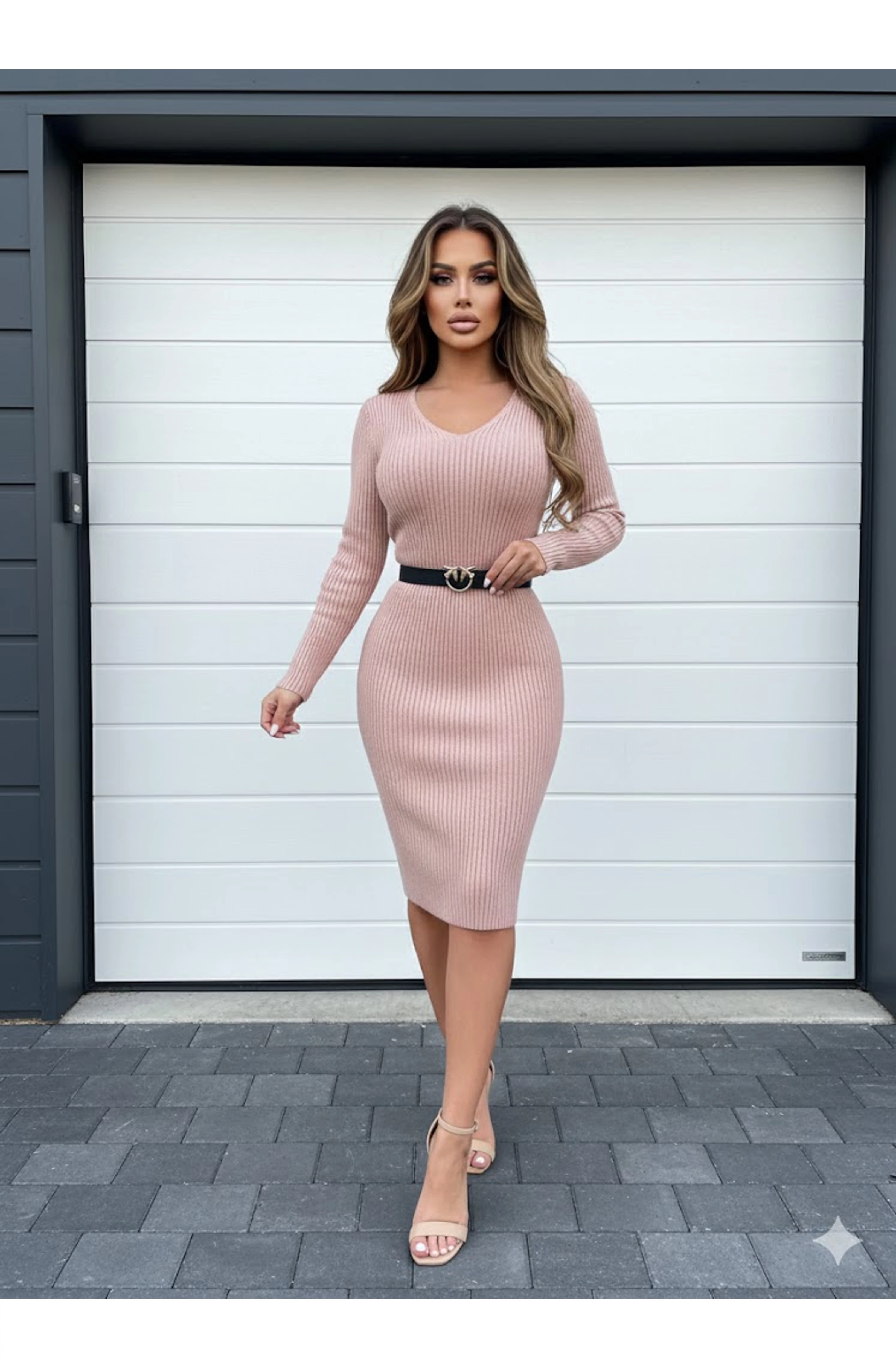 AIVY púder kötött ruha övvel