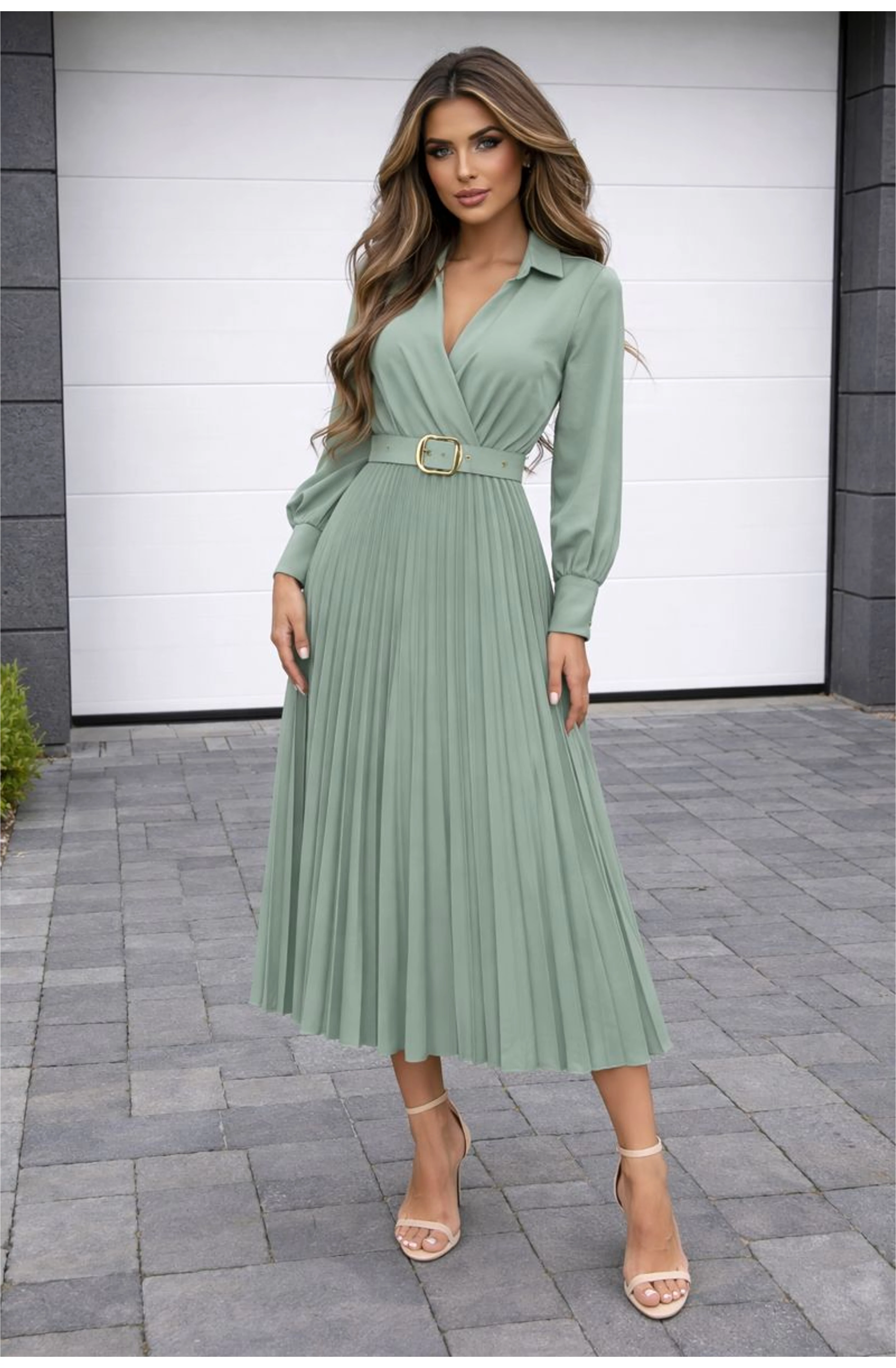 BOGI zöld ruha övvel