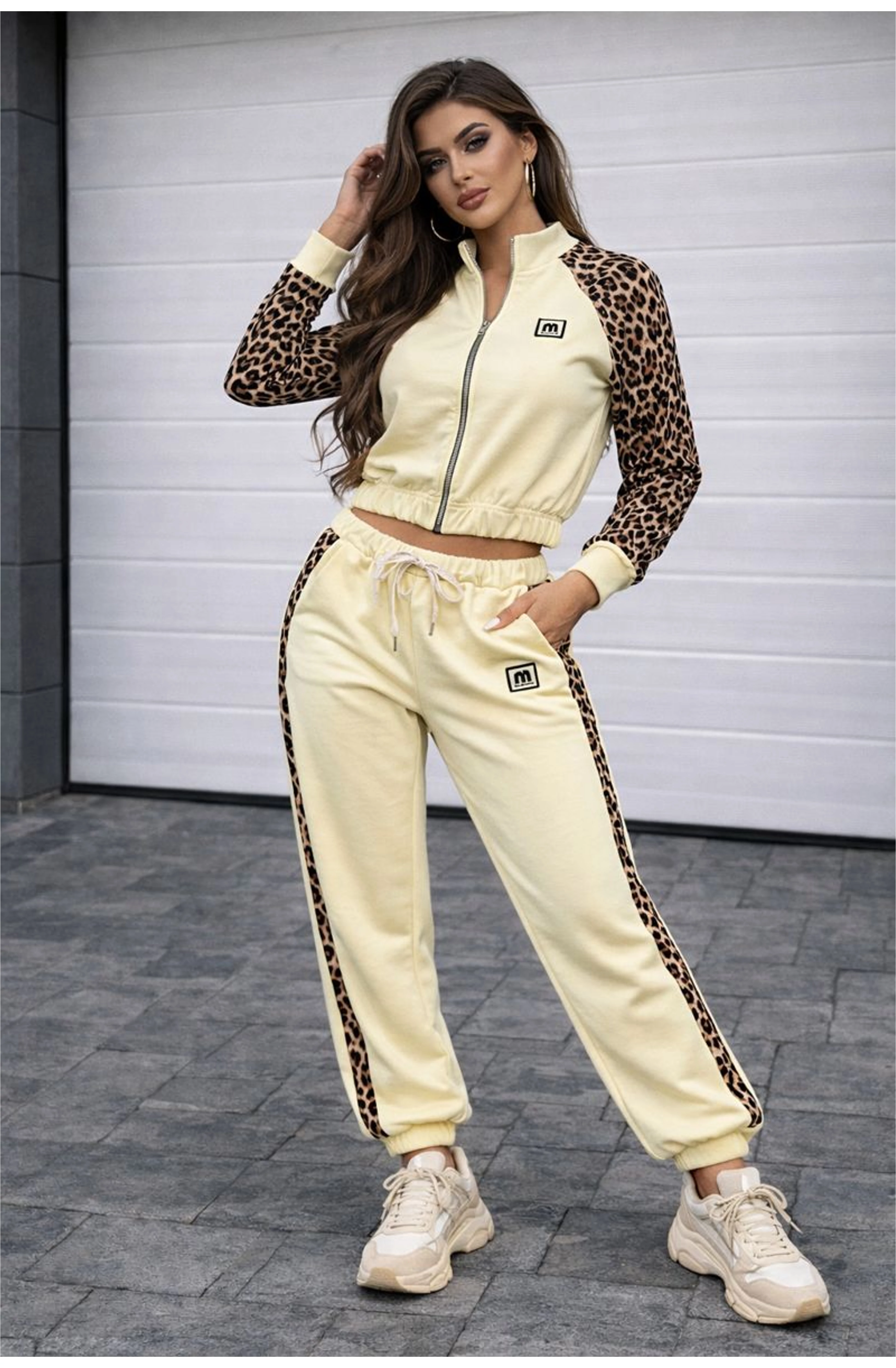 LAXINE sárga melegítő szett