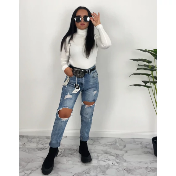 MOM jeans övvel