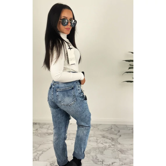 MOM jeans övvel