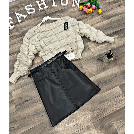 ZAVIRA fekete műbőr szoknya övvel